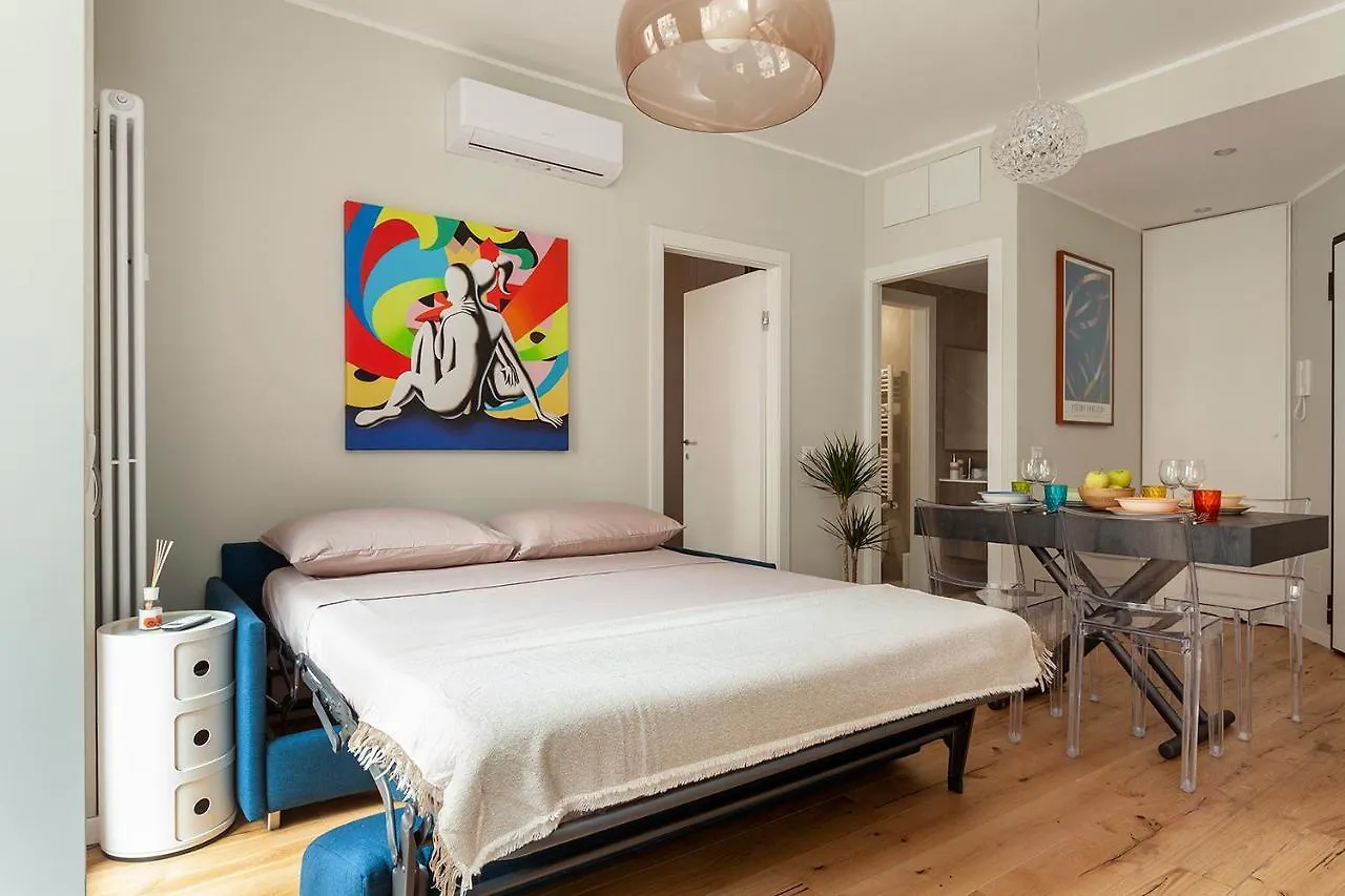 Zuretti1 - Meryggiare Apartments Milan Italy