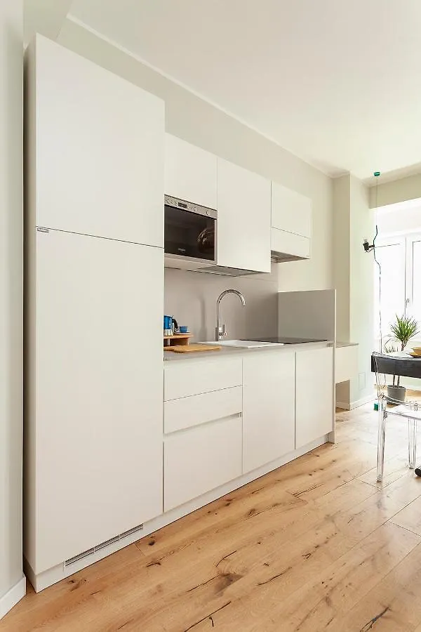 Zuretti1 - Meryggiare Apartments Milan 0*,  Italy